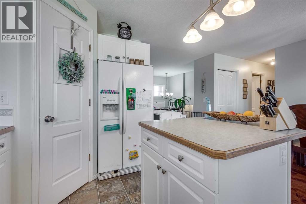 4 HARRISON Road, Sylvan Lake