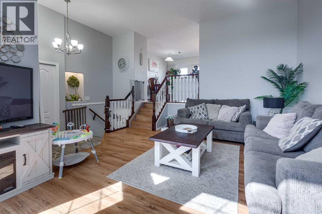4 HARRISON Road, Sylvan Lake