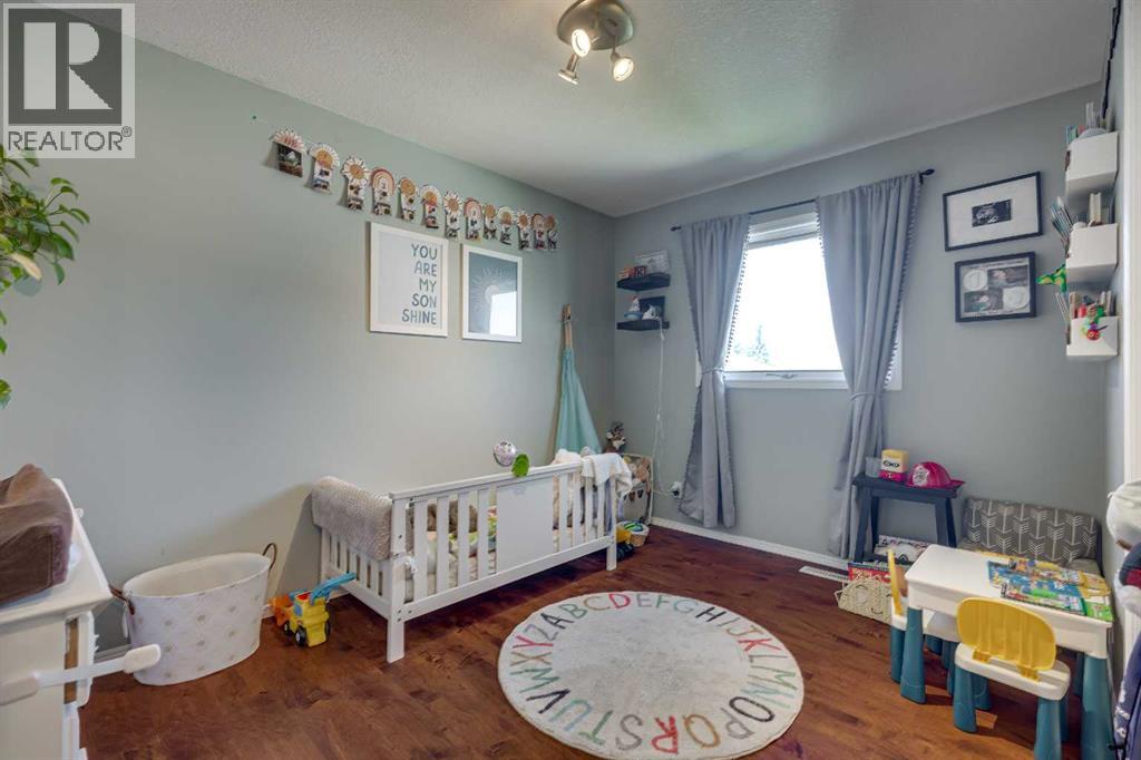 4 HARRISON Road, Sylvan Lake