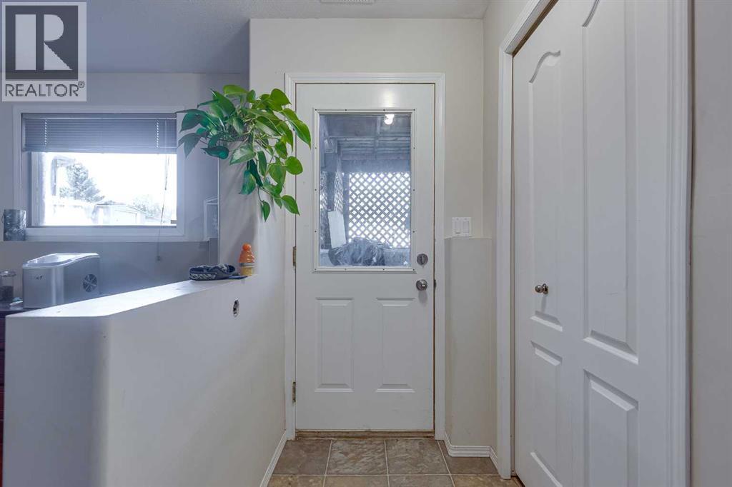 4 HARRISON Road, Sylvan Lake