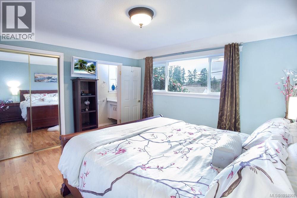 12 Jedburgh Rd, View Royal