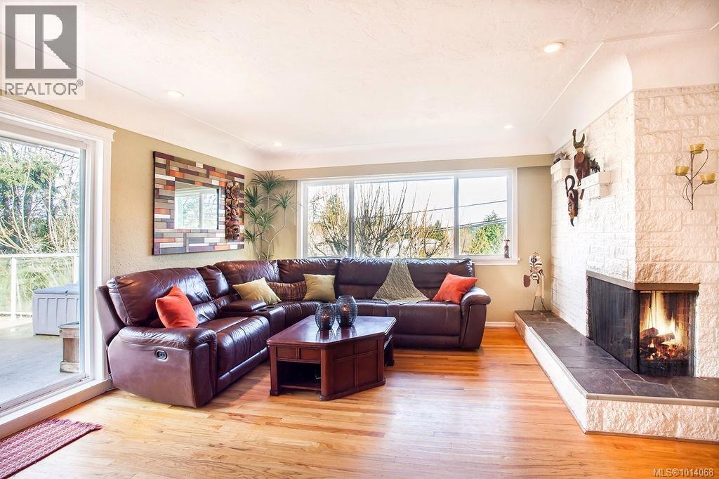 12 Jedburgh Rd, View Royal