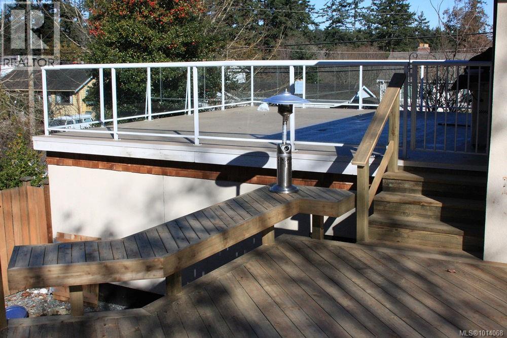 12 Jedburgh Rd, View Royal