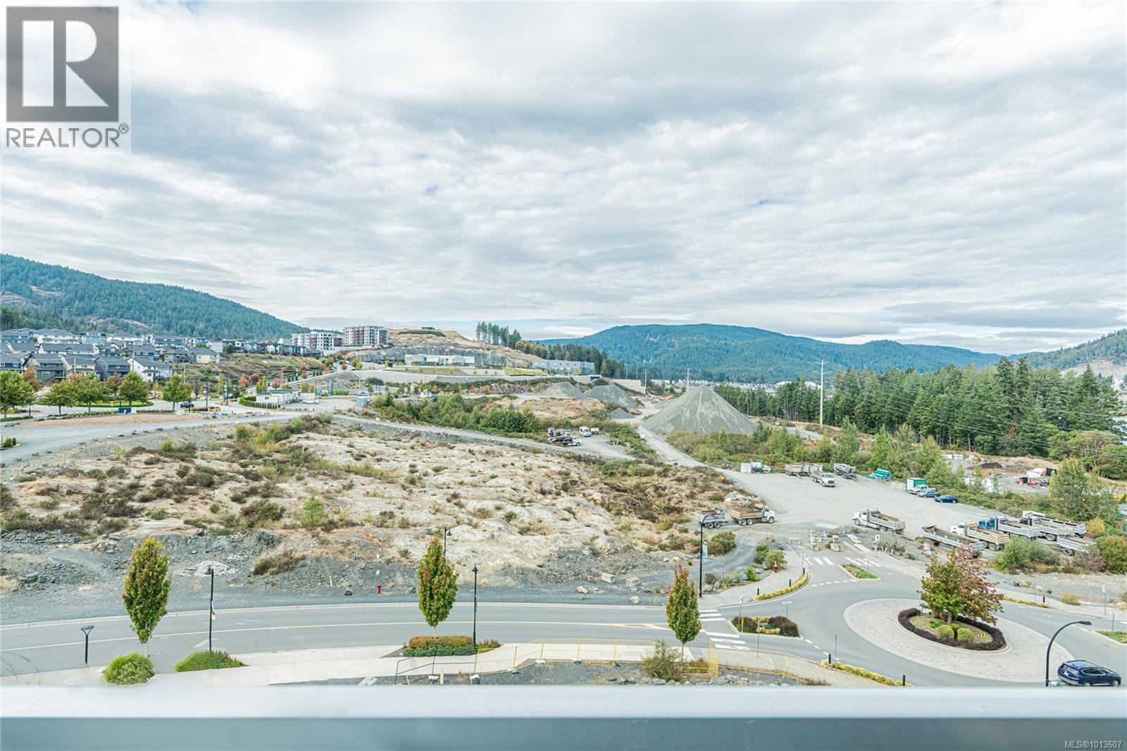 609 1311 Lakepoint Way, Langford