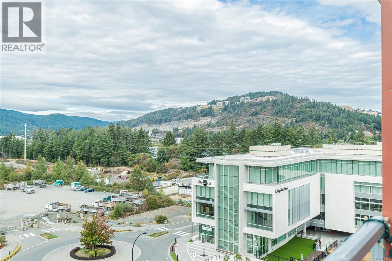 609 1311 Lakepoint Way, Langford
