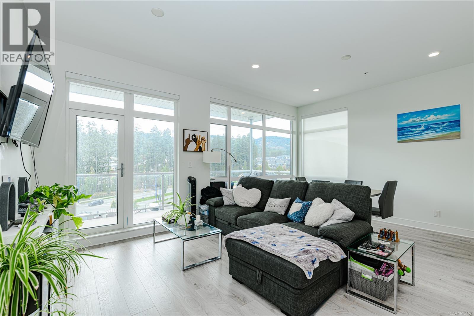 609 1311 Lakepoint Way, Langford