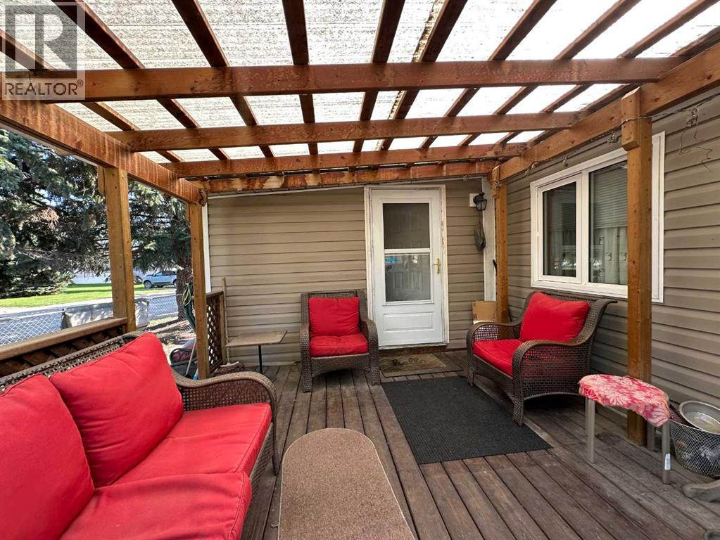 6205 54 Street, Ponoka