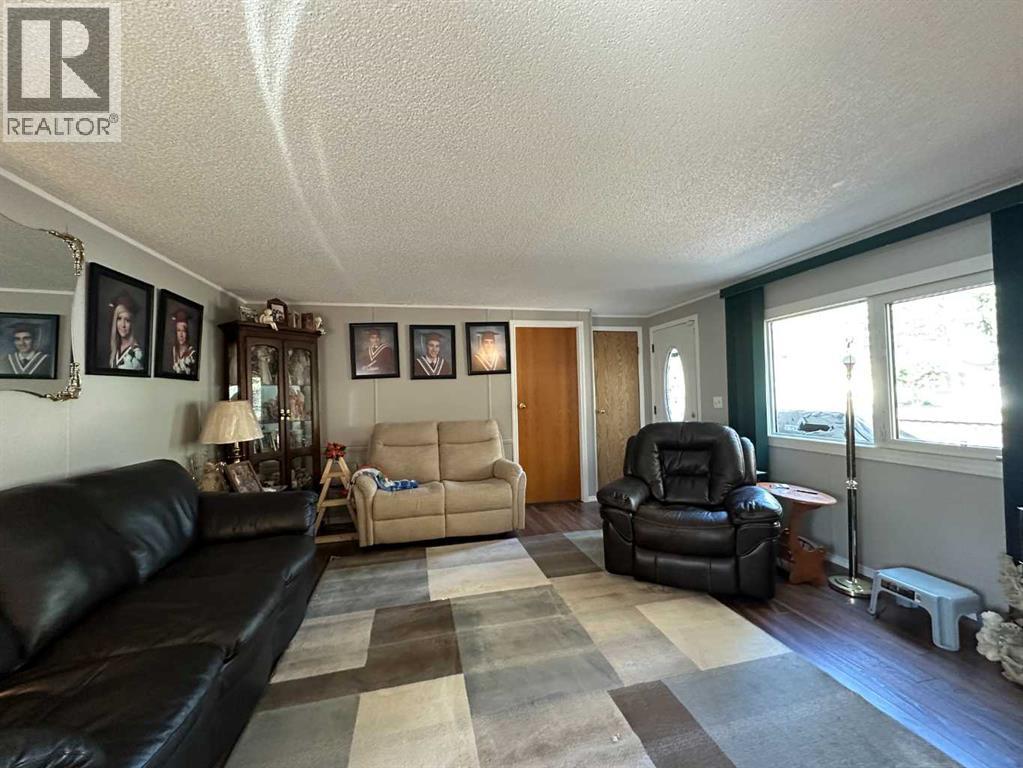 6205 54 Street, Ponoka