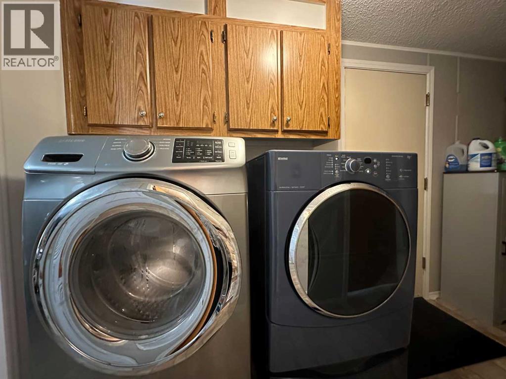 6205 54 Street, Ponoka