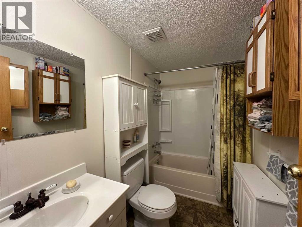 6205 54 Street, Ponoka