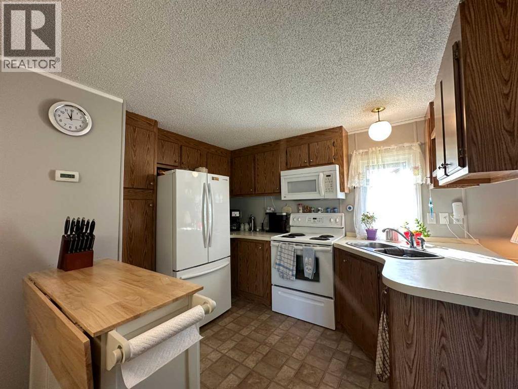 6205 54 Street, Ponoka