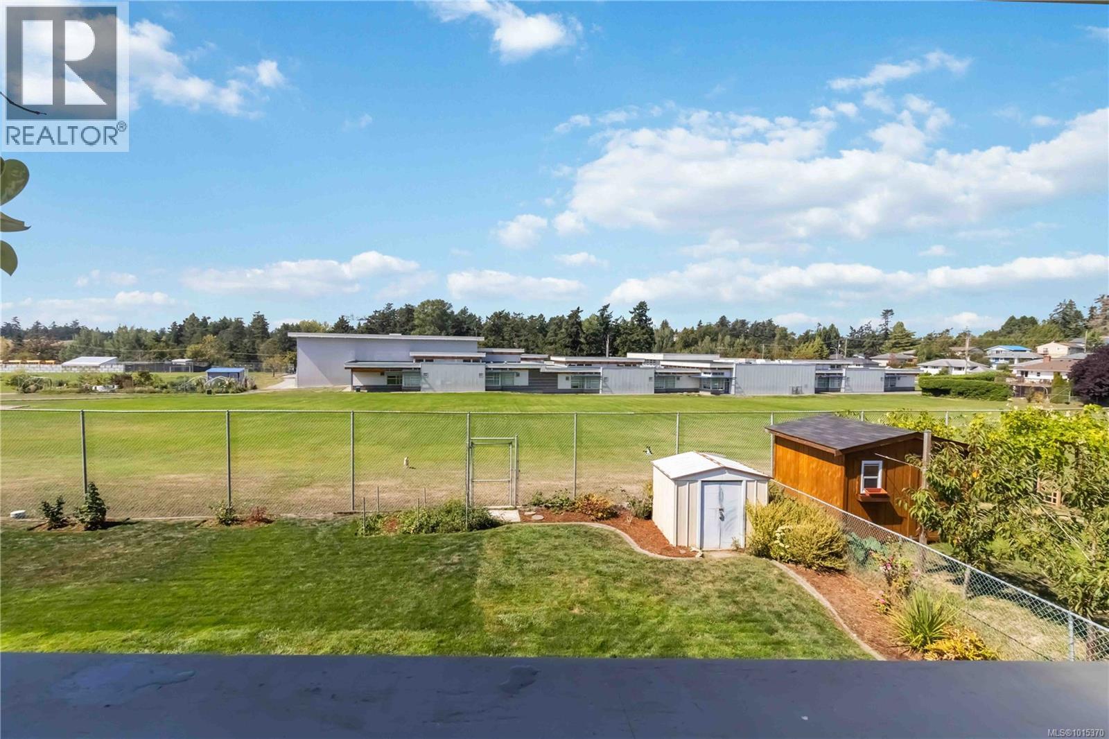  3700 Raymond Street South, Saanich