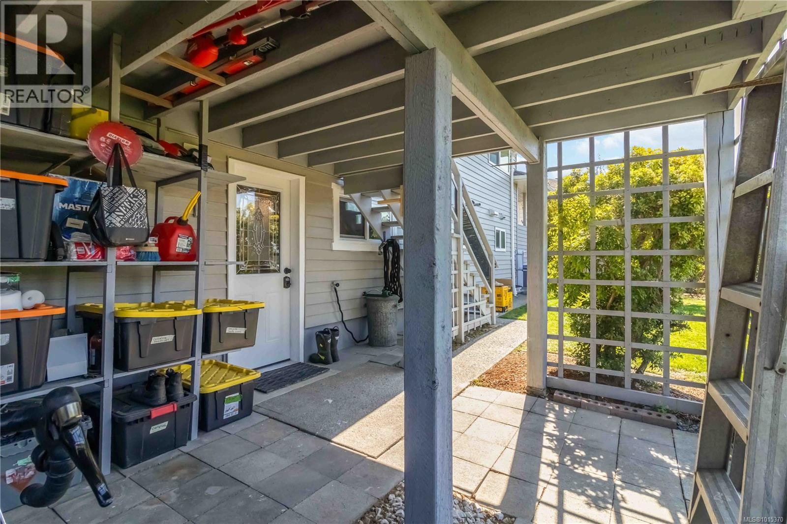  3700 Raymond Street South, Saanich