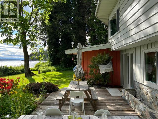 7987 TRAFFE ROAD, Powell River