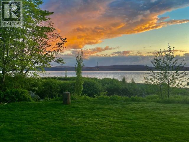 7987 TRAFFE ROAD, Powell River