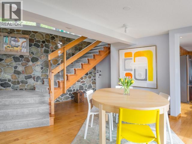 7987 TRAFFE ROAD, Powell River