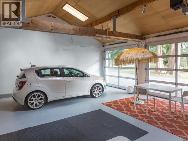 7987 TRAFFE ROAD, Powell River