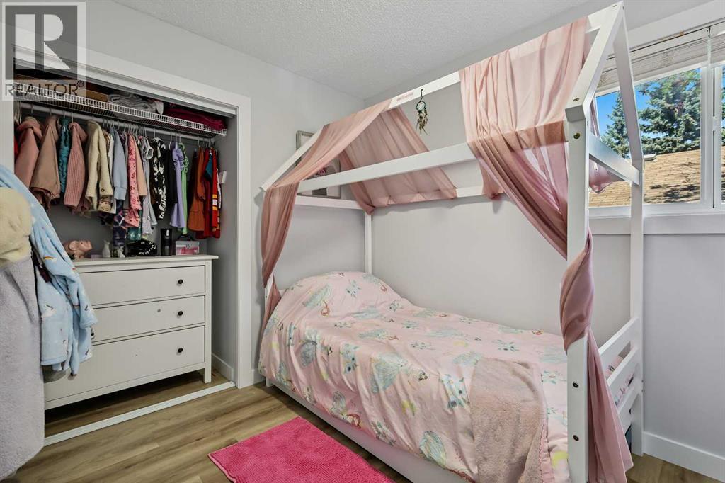 Single Family House Bungalow for Sale in  Olympia Drive SE Ogden Calgary 