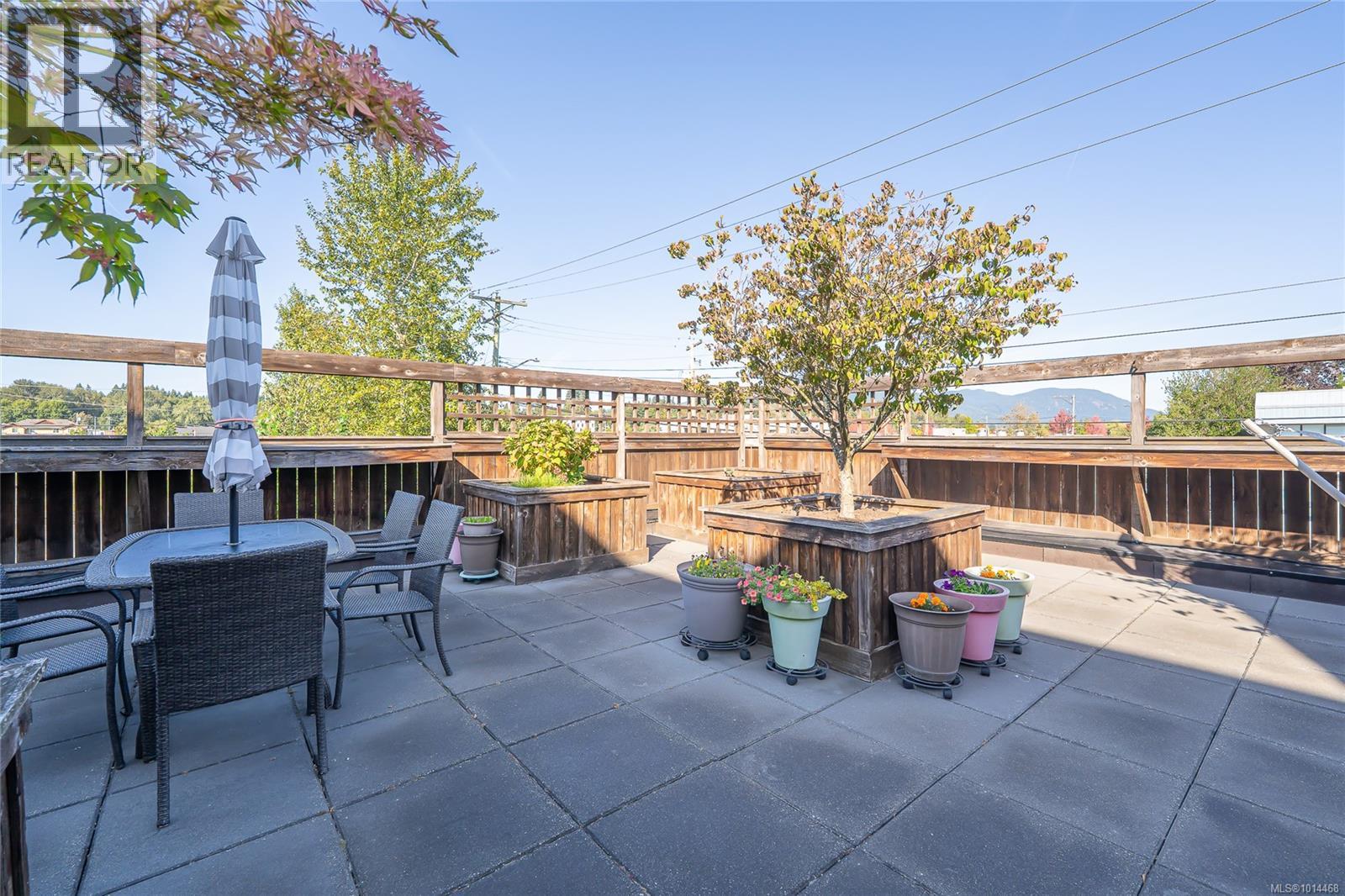 206 5822 Garden St, Duncan