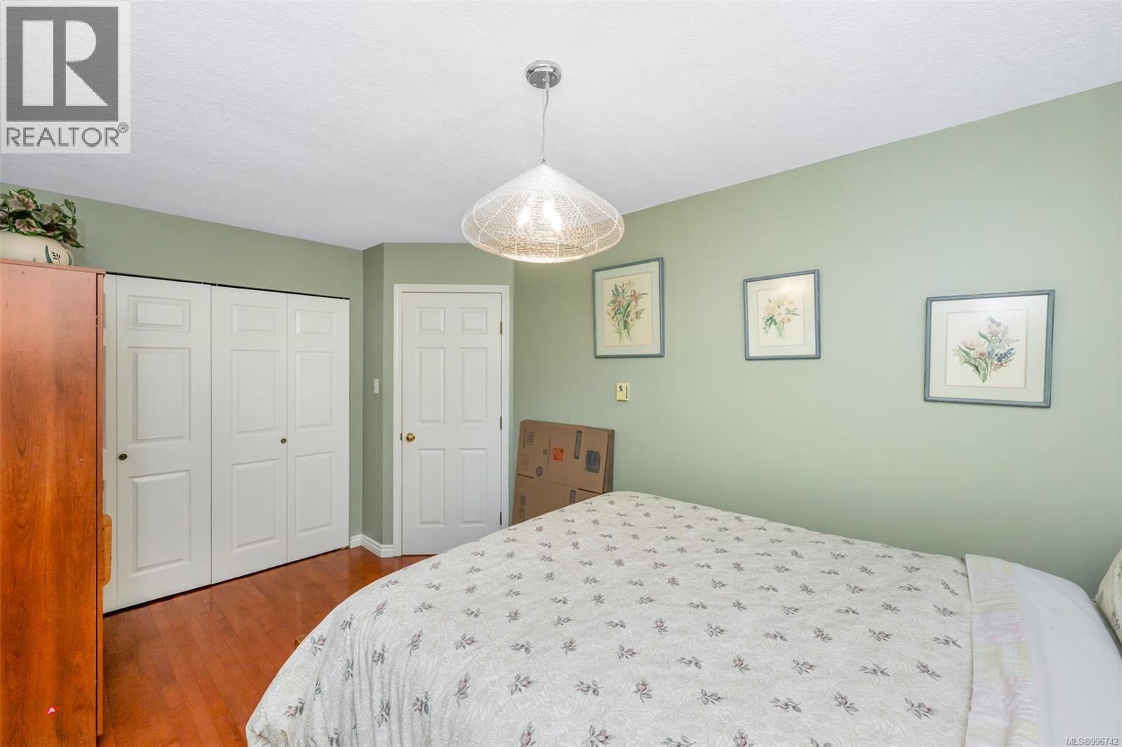 4759 Yellow Point Rd, Ladysmith