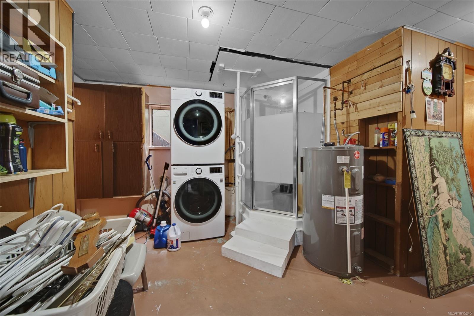 5886 Broadway Rd, Nanaimo