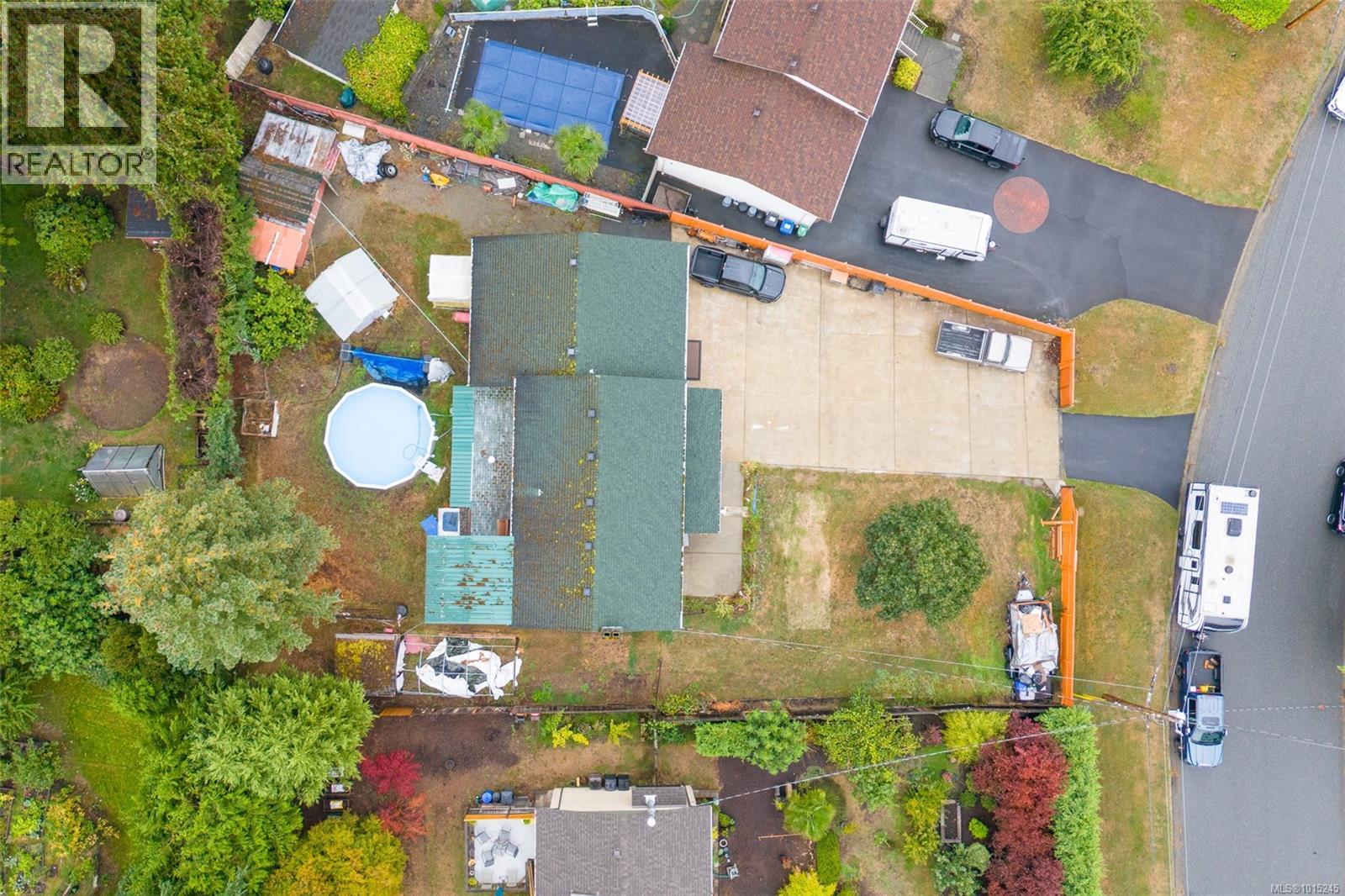 5886 Broadway Rd, Nanaimo