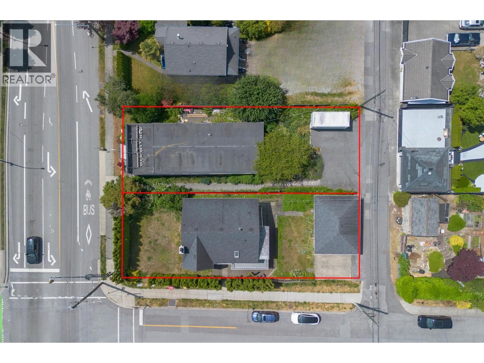 658 E 3RD STREET, North Vancouver