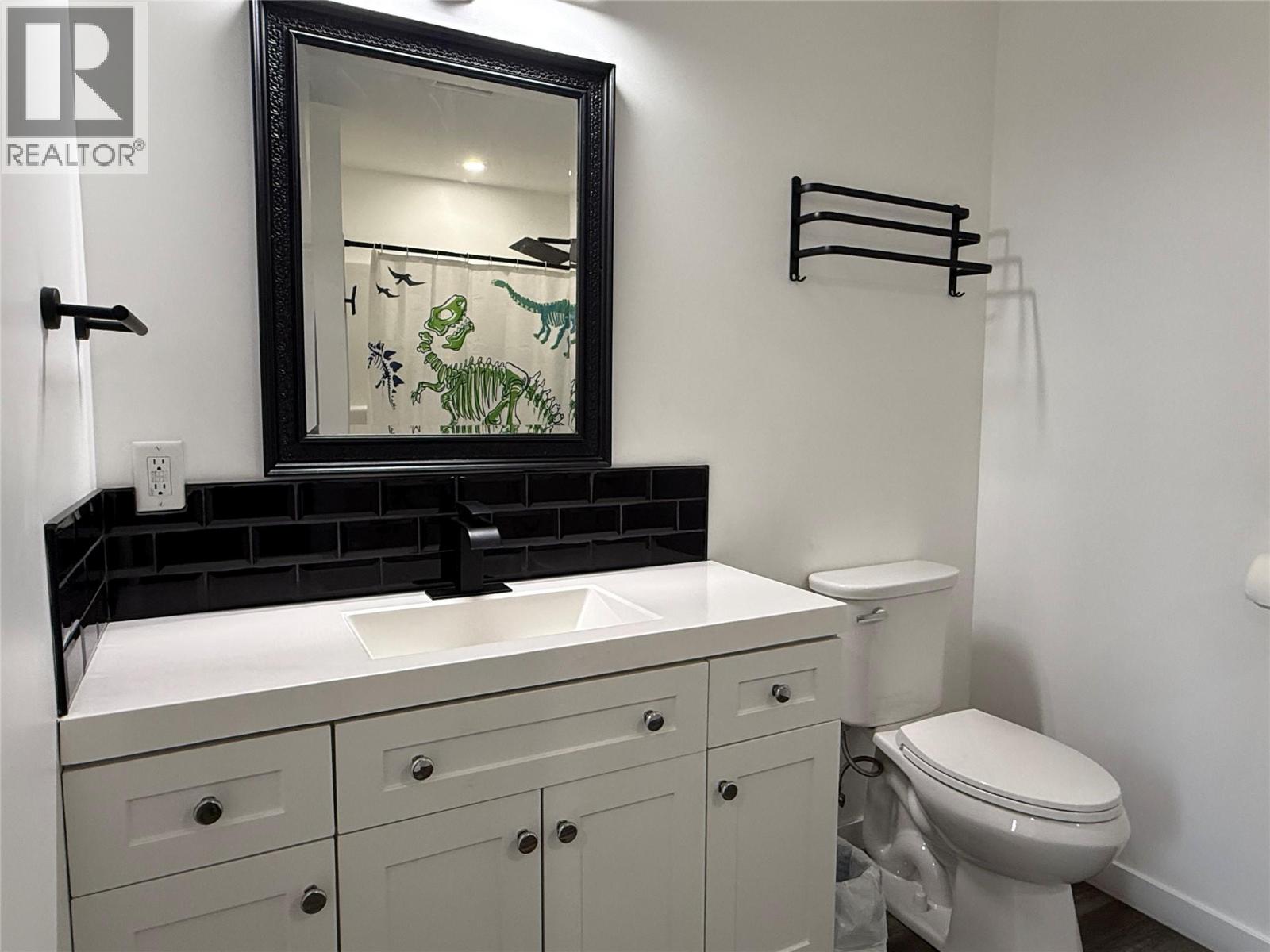 6135 12TH Street, Grand Forks