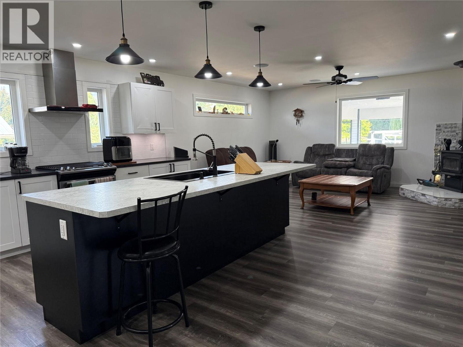 6135 12TH Street, Grand Forks