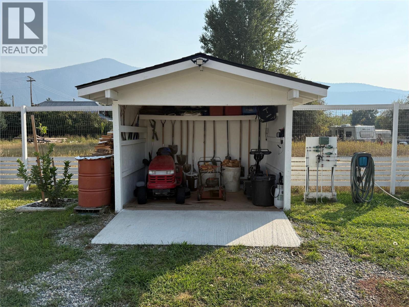 6135 12TH Street, Grand Forks