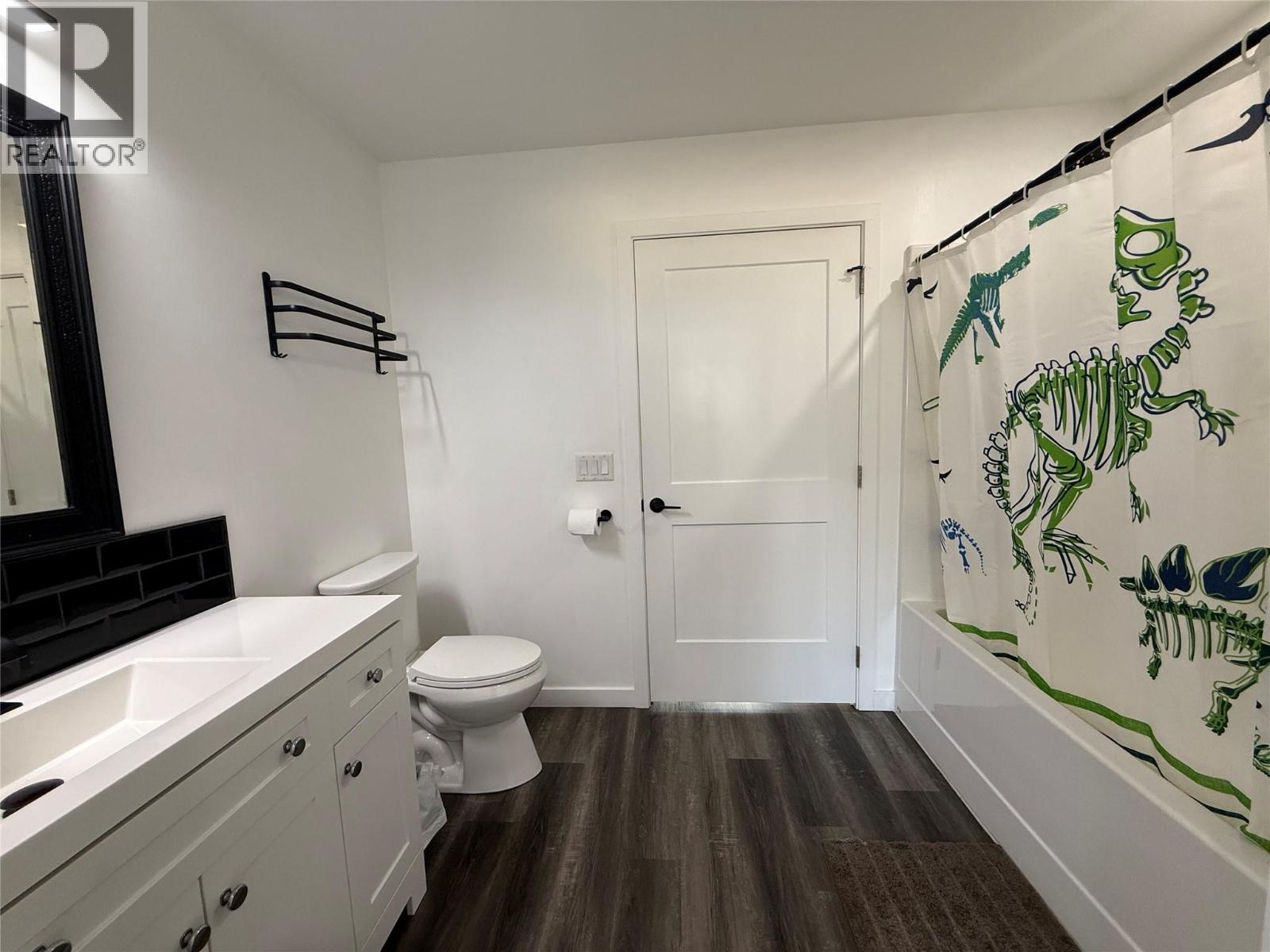 6135 12TH Street, Grand Forks