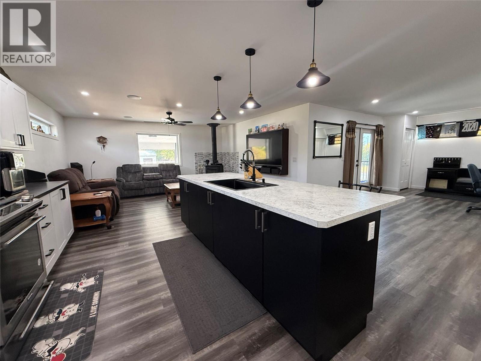 6135 12TH Street, Grand Forks