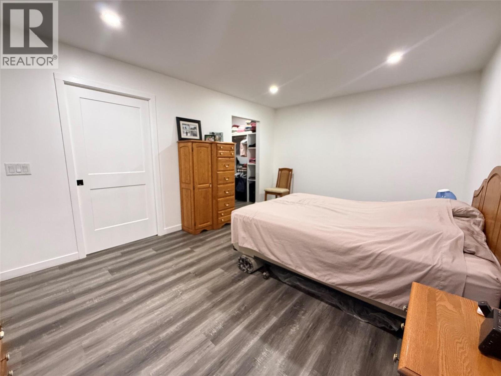 6135 12TH Street - 40