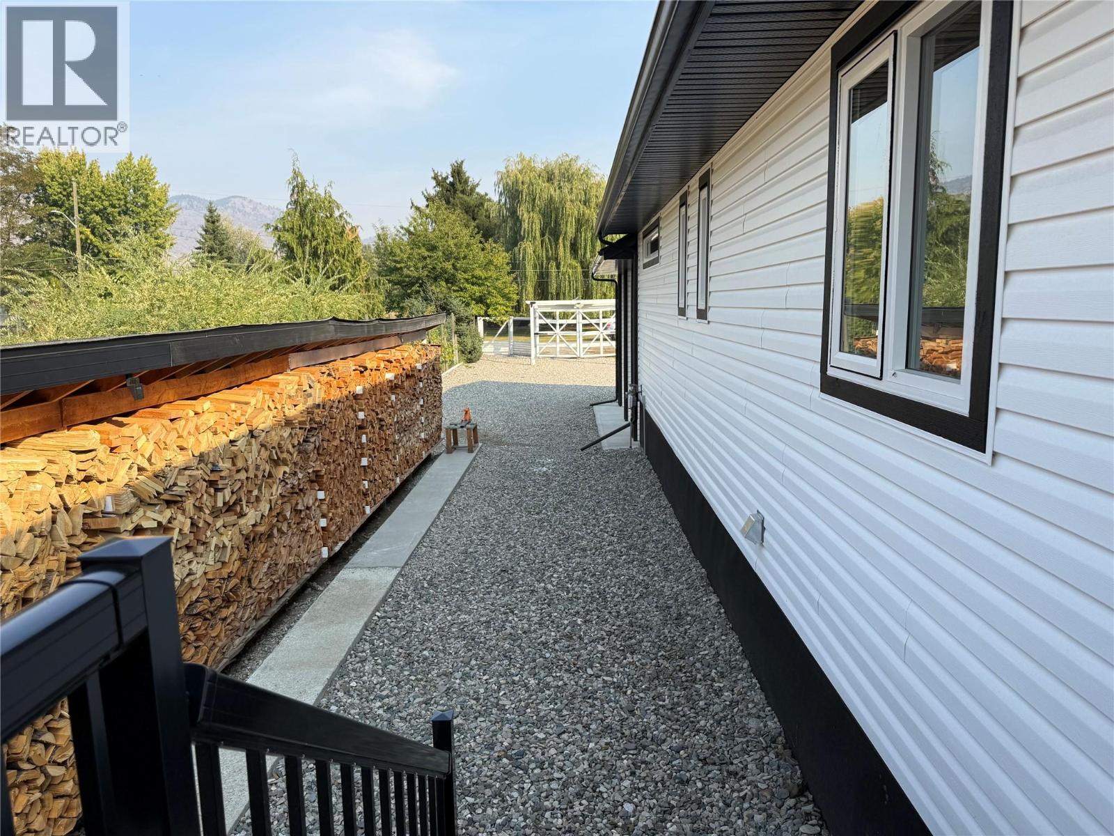 6135 12TH Street, Grand Forks