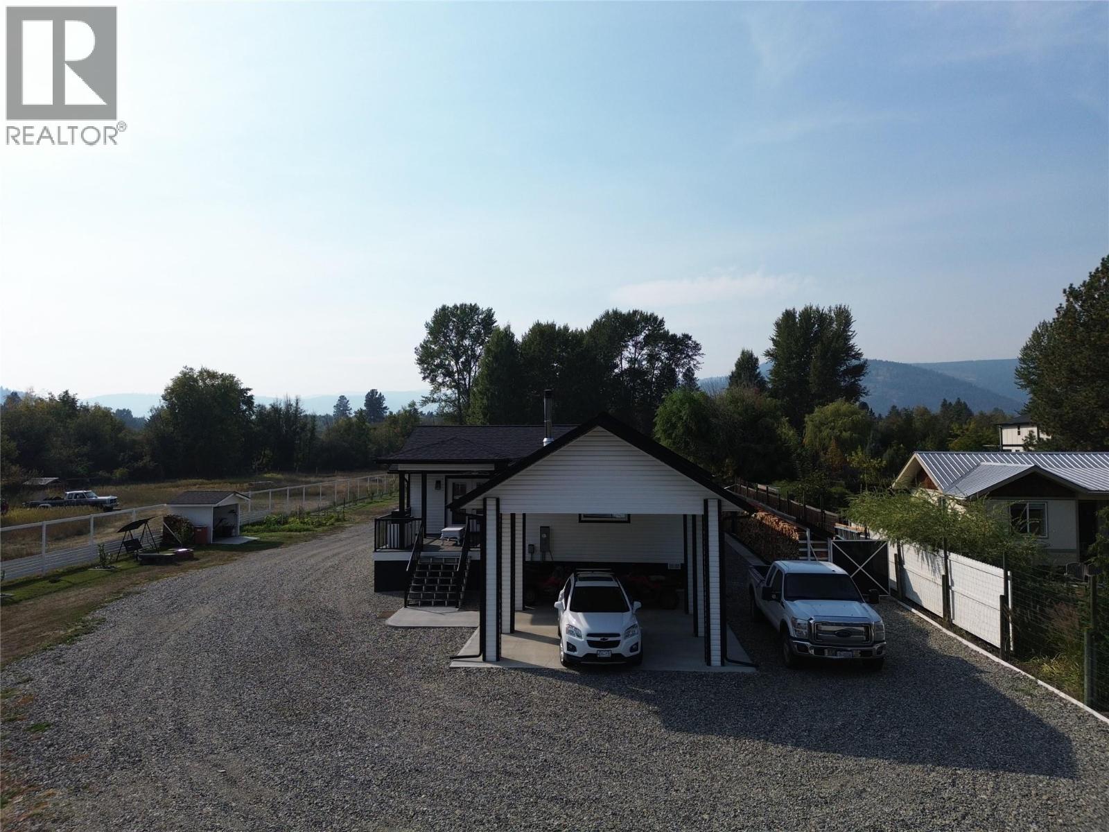 6135 12TH Street, Grand Forks