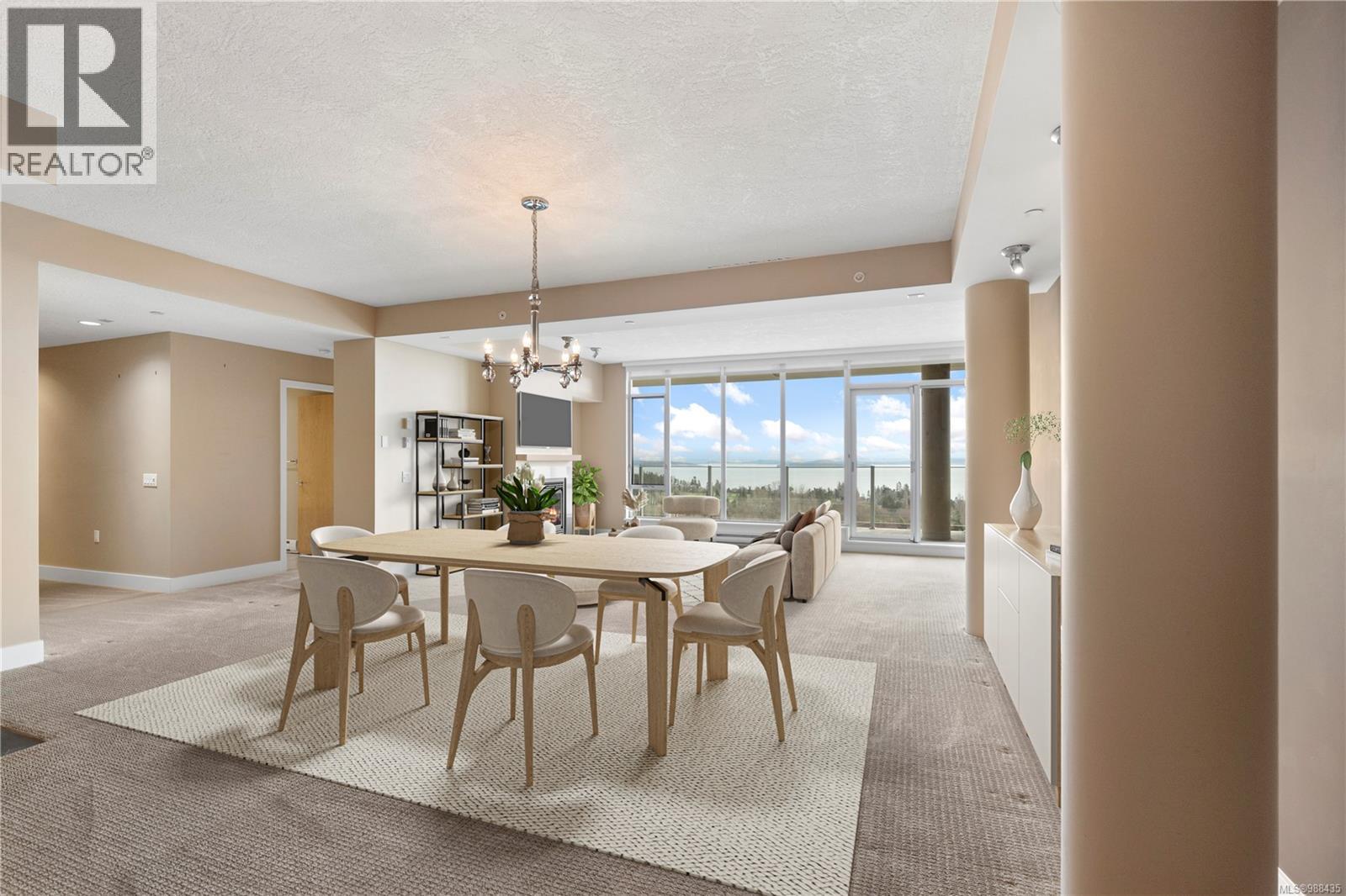 402 748 Sayward Hill Terrace, Saanich
