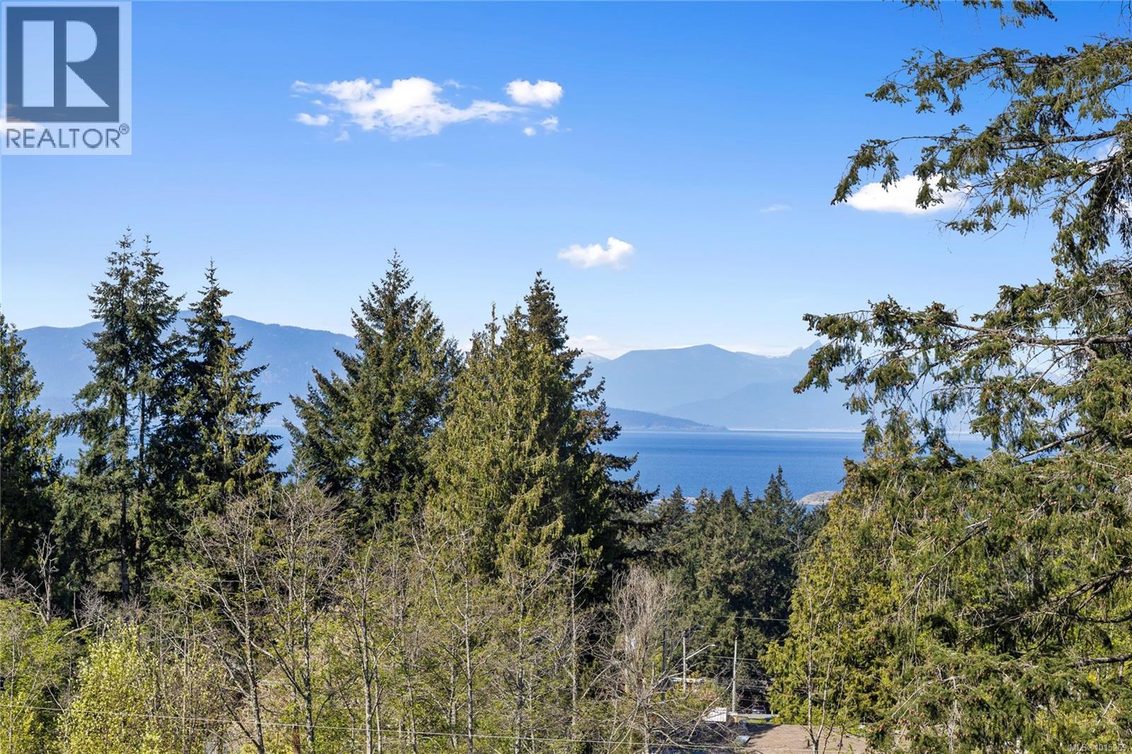 7496 Clark Cres, Lantzville