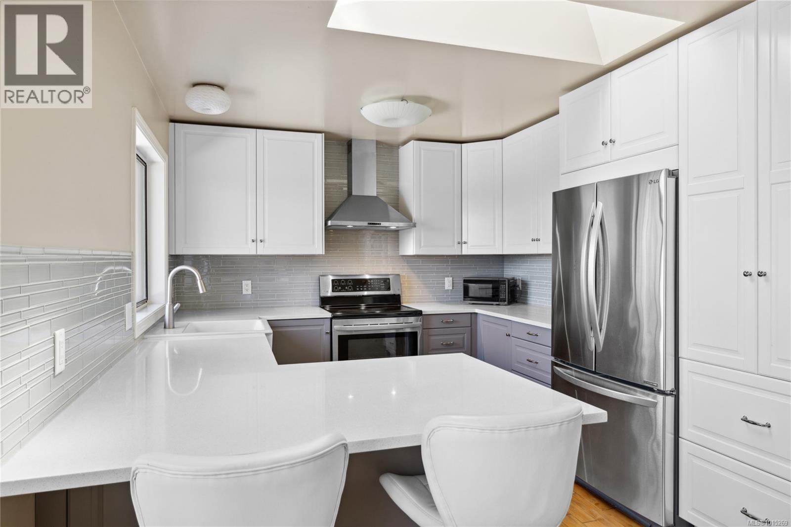 7496 Clark Cres, Lantzville