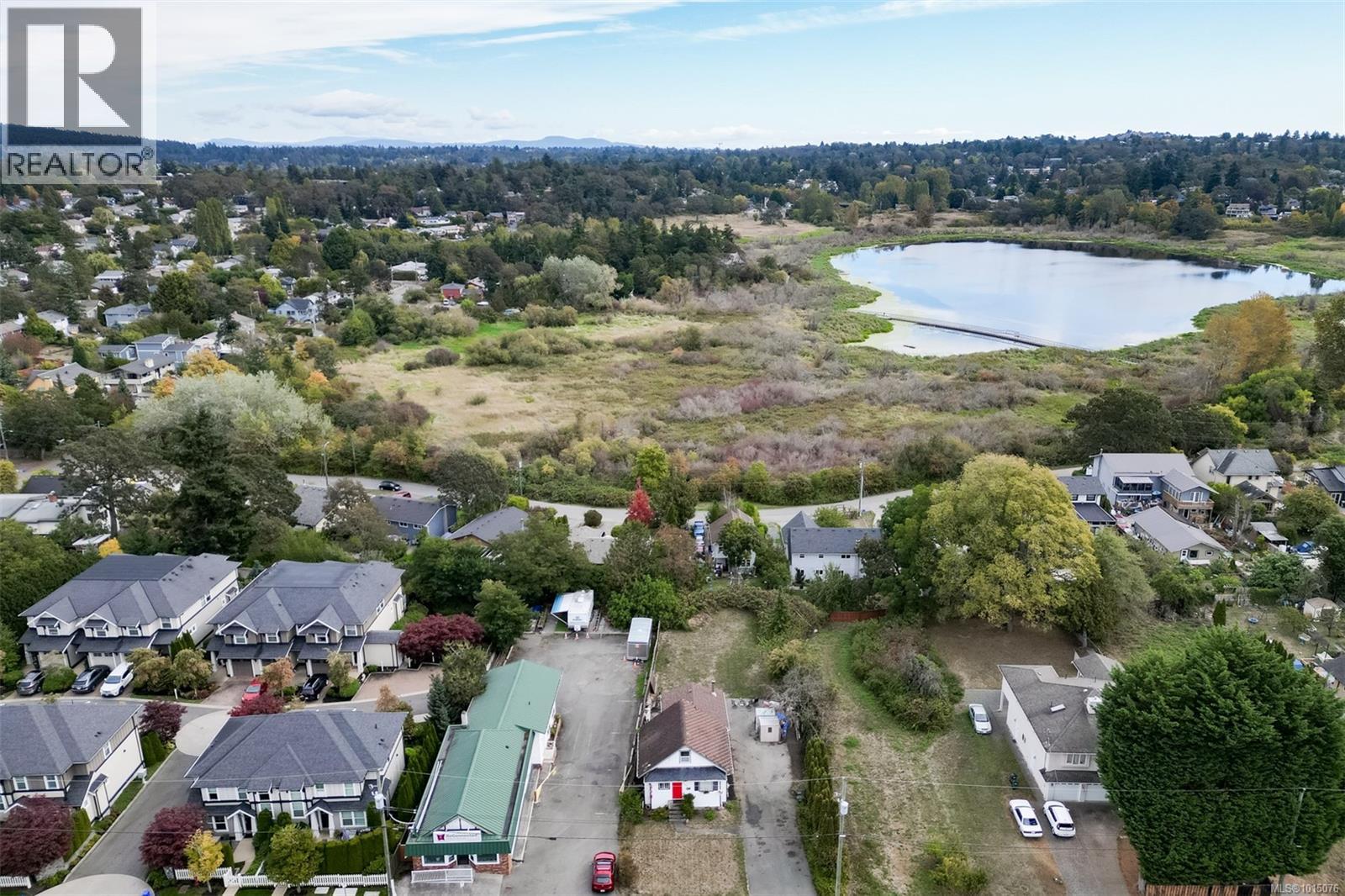  3883 Douglas Street, Saanich