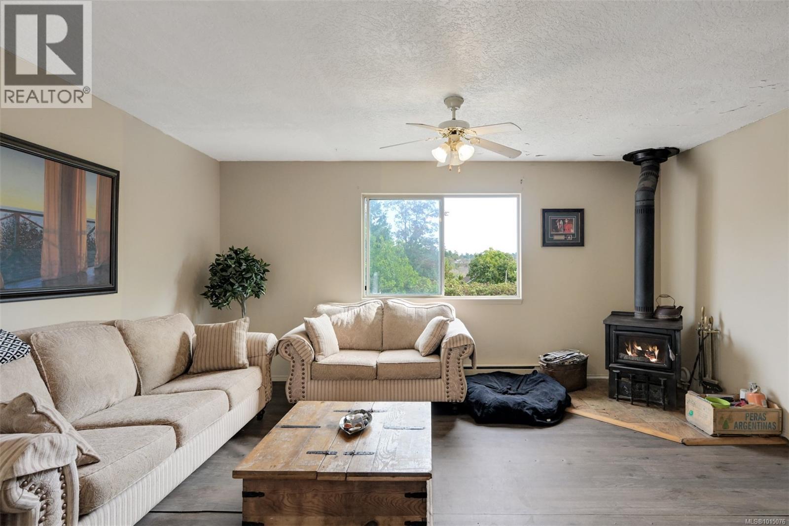  3883 Douglas Street, Saanich
