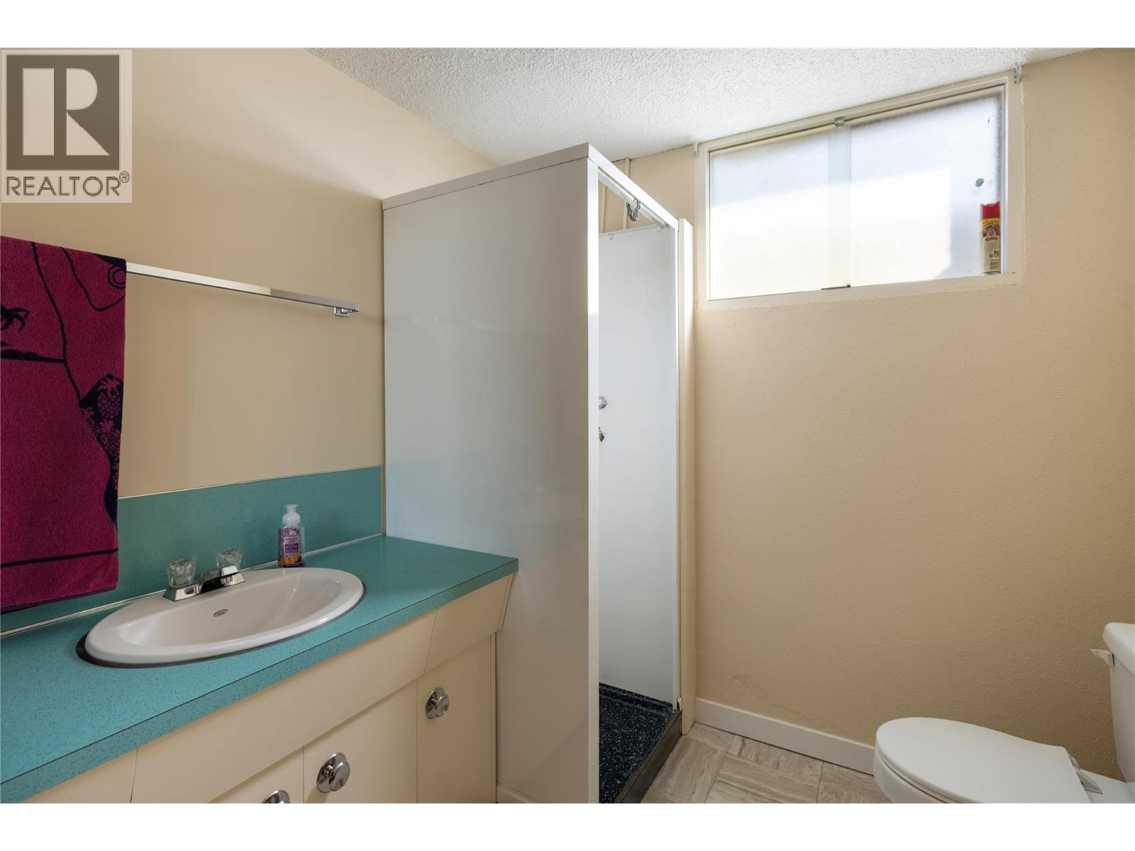 3809 36 Street, Vernon