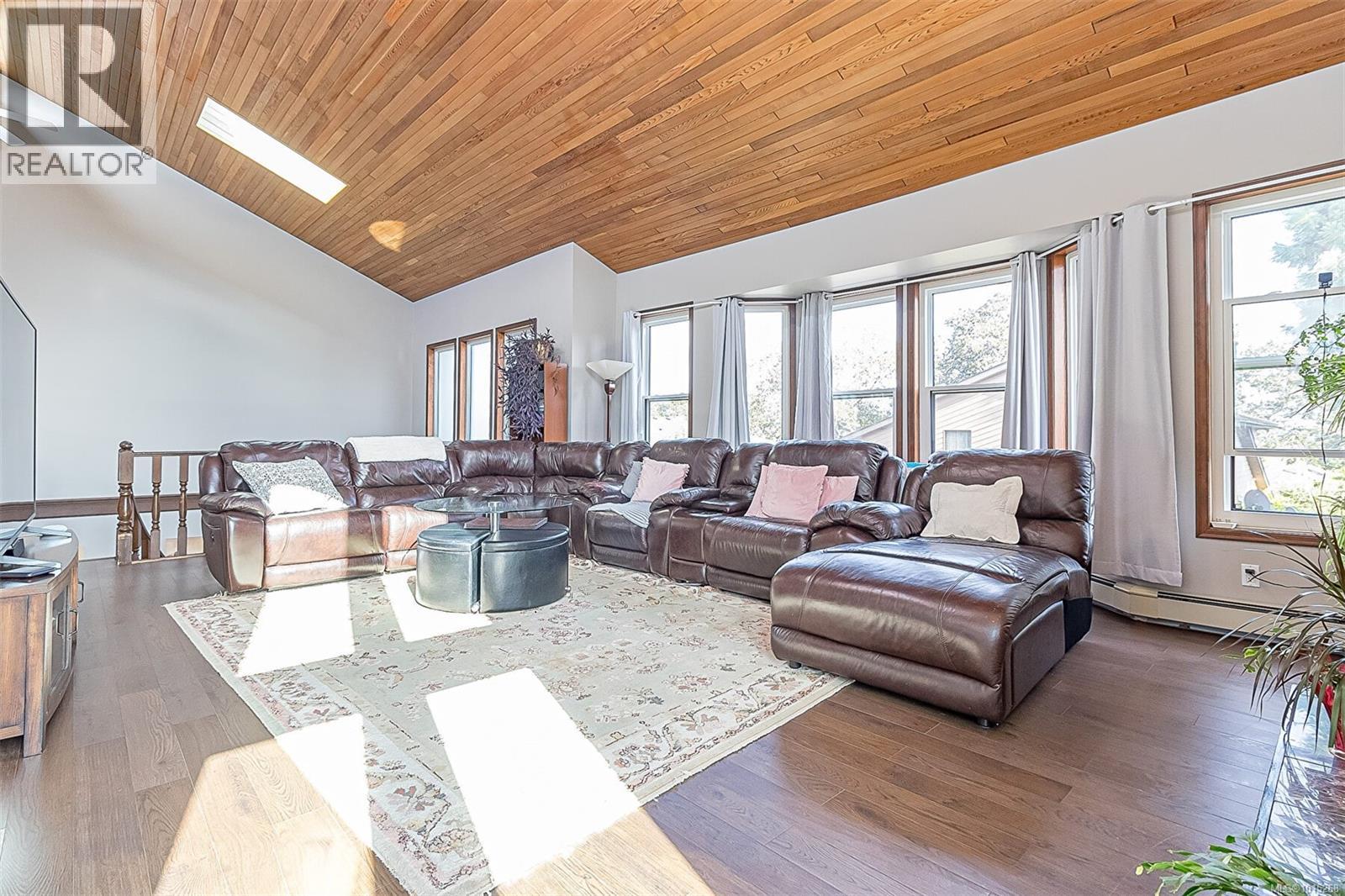  4050 Santa Maria Avenue, Saanich