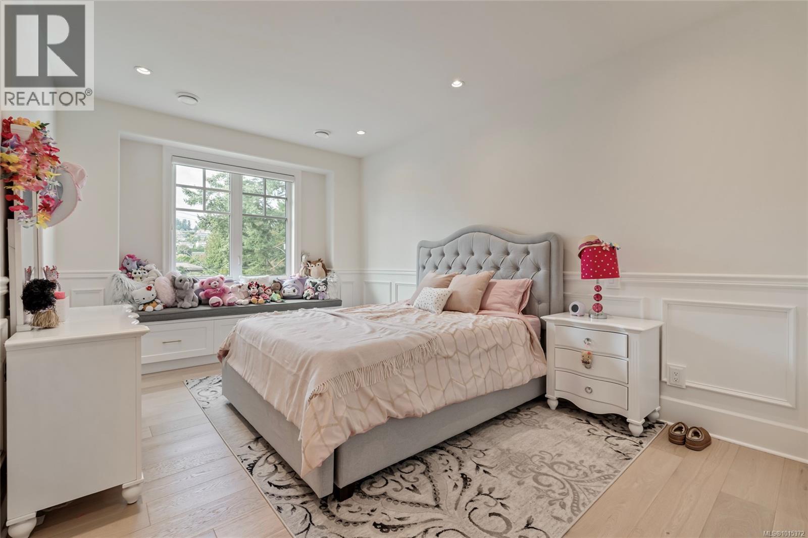 4829 Cordova Bay Rd, Saanich