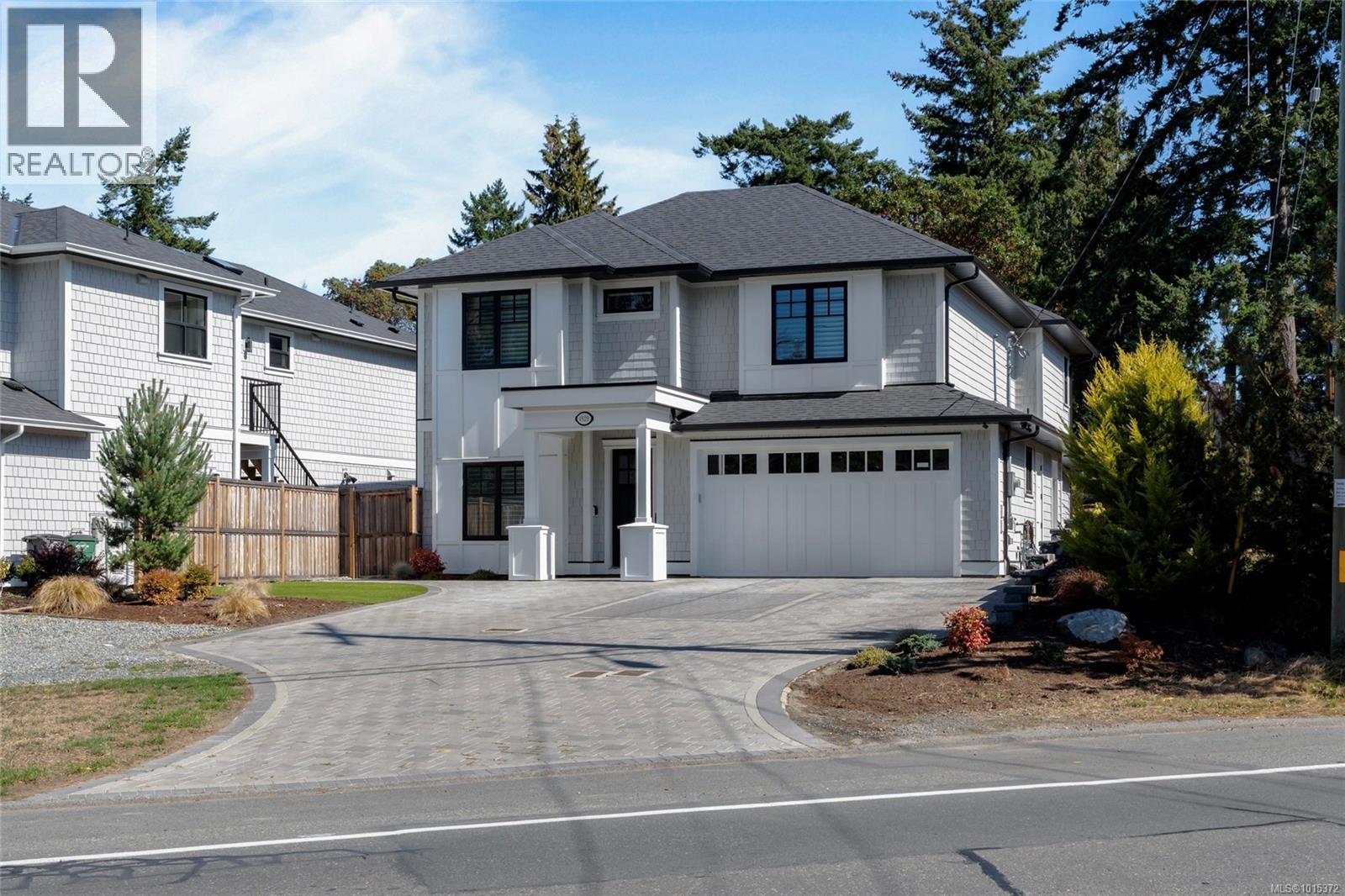 4829 Cordova Bay Rd, Saanich