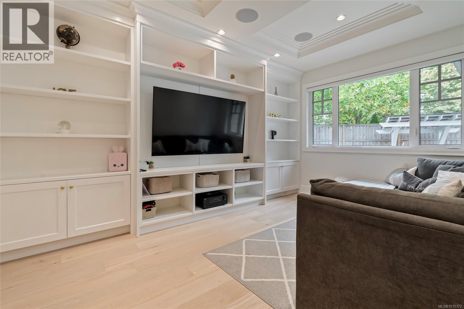 4829 Cordova Bay Rd, Saanich