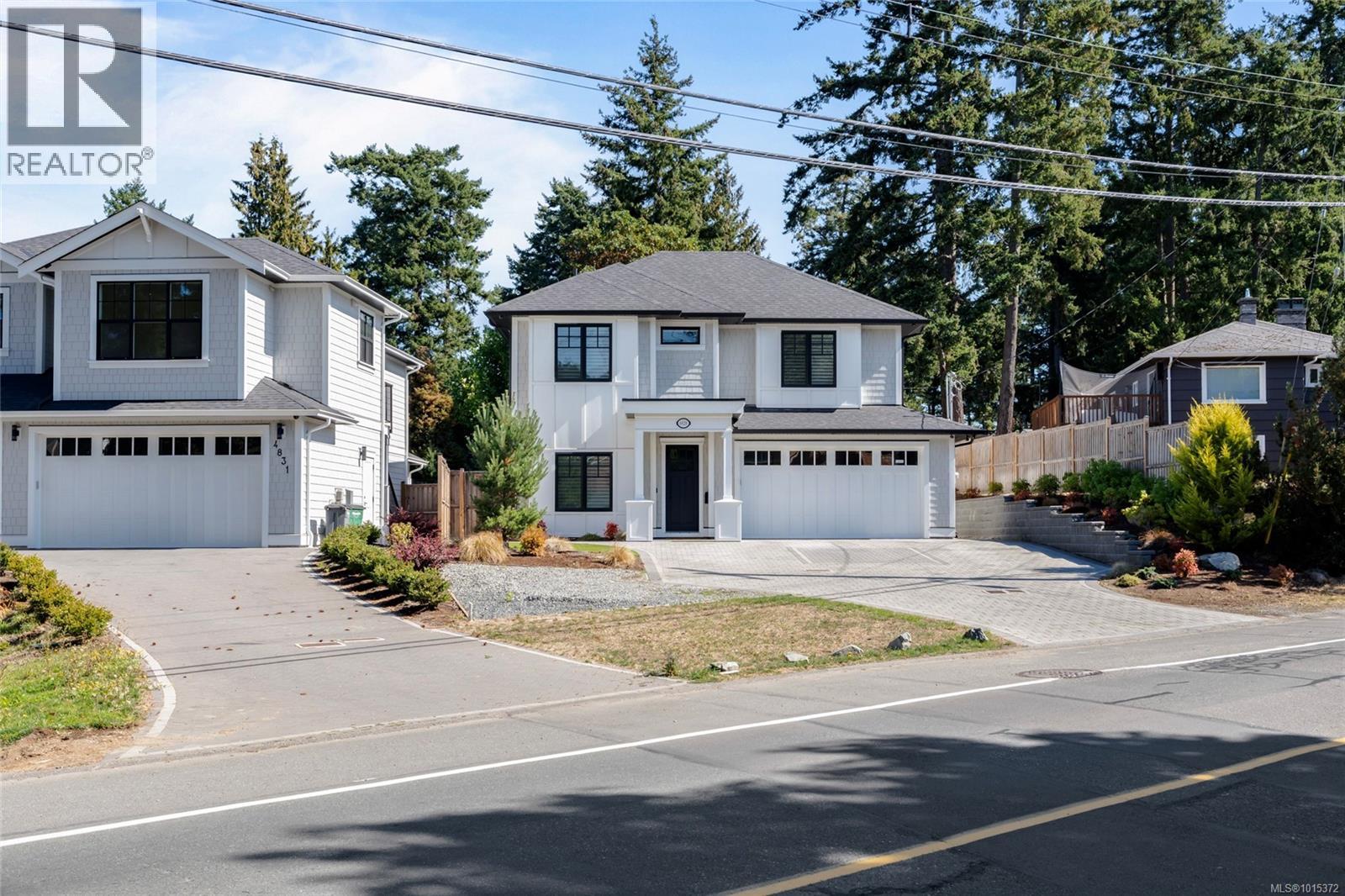 4829 Cordova Bay Rd, Saanich