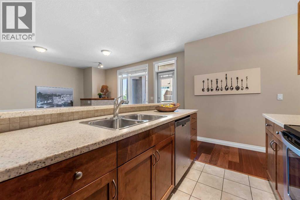 Single Family House for Sale in   Hemlock Crescent SW Spruce Cliff Calgary 