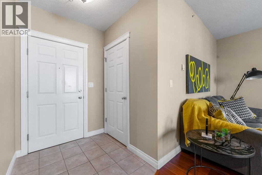 Single Family House for Sale in   Hemlock Crescent SW Spruce Cliff Calgary 