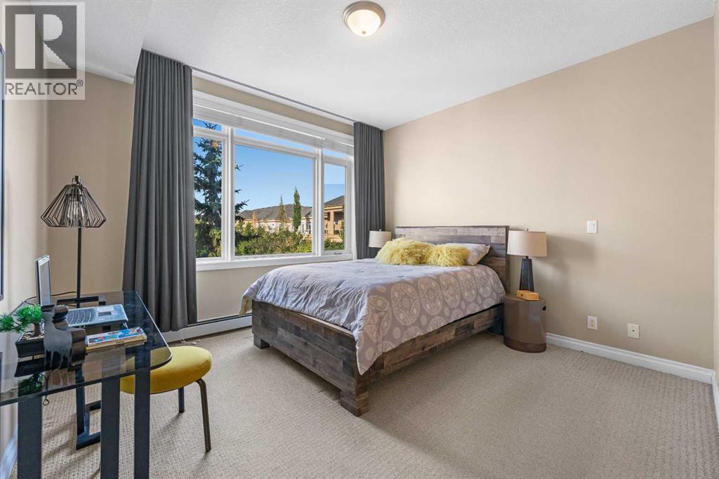 Single Family House for Sale in   Hemlock Crescent SW Spruce Cliff Calgary 