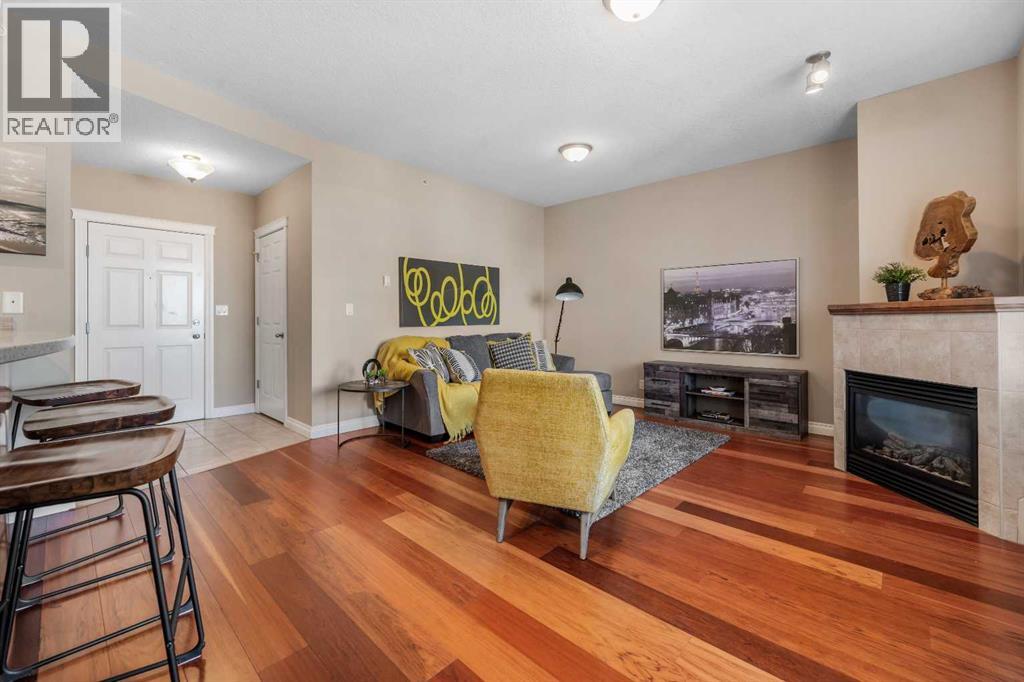 Single Family House for Sale in   Hemlock Crescent SW Spruce Cliff Calgary 